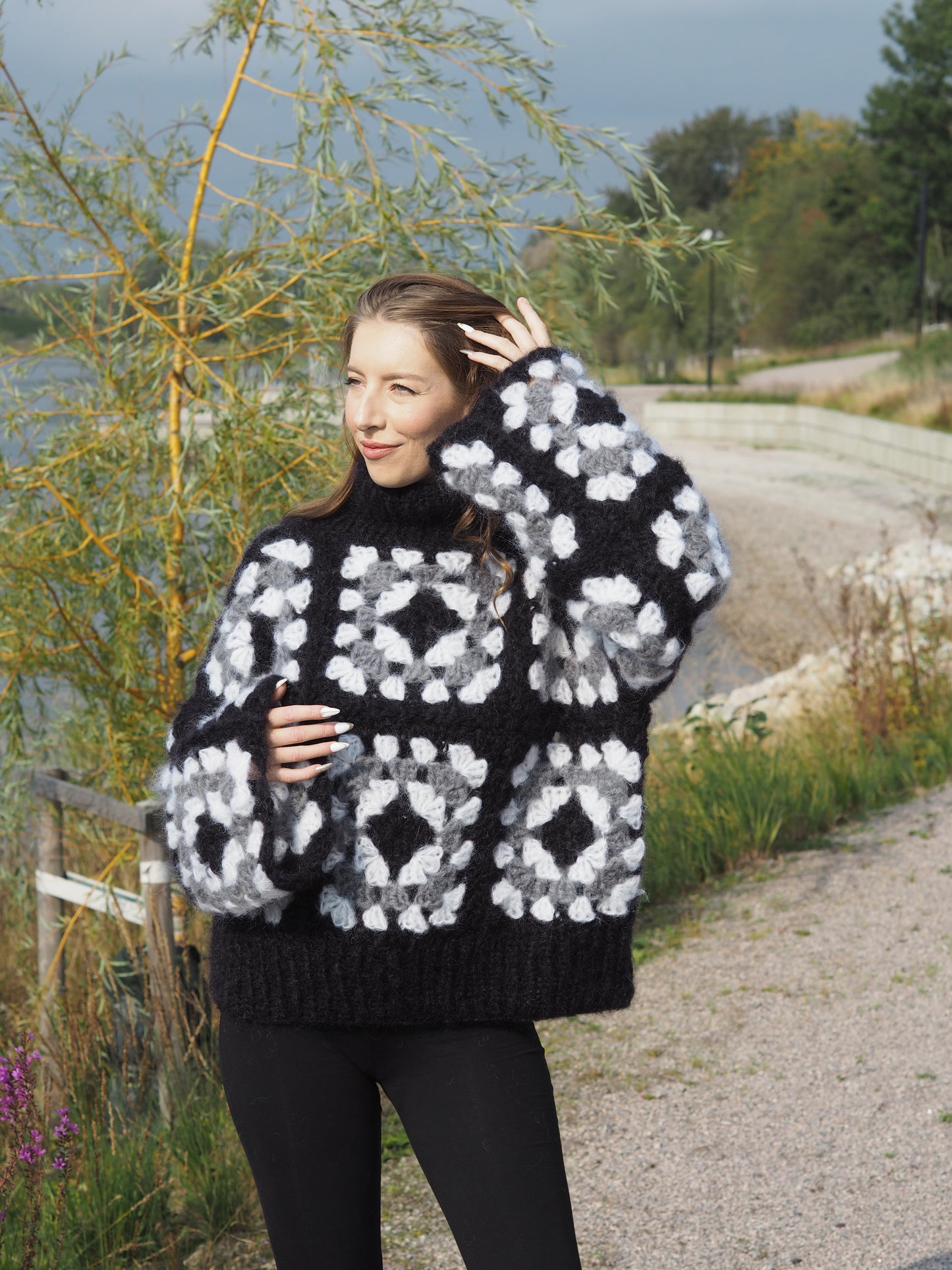 Granny Square Sweater - Oppskrift