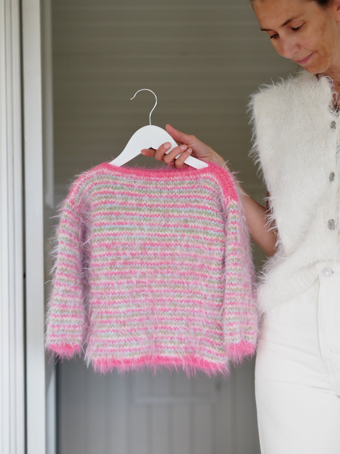 Fuzzy sweater Barn - Oppskrift
