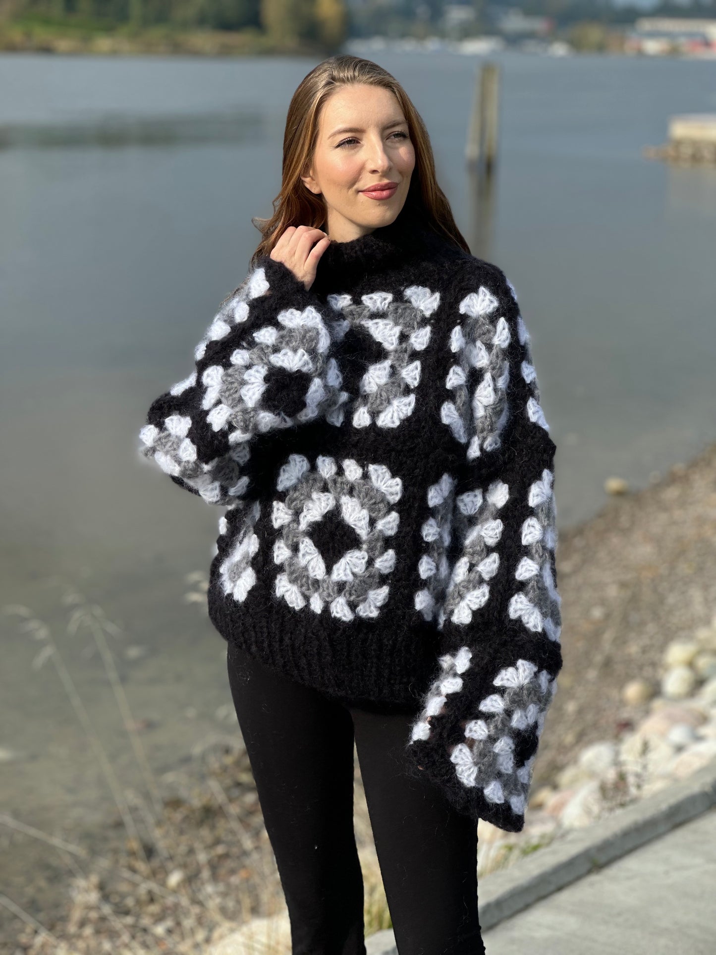Granny Square Sweater - Oppskrift