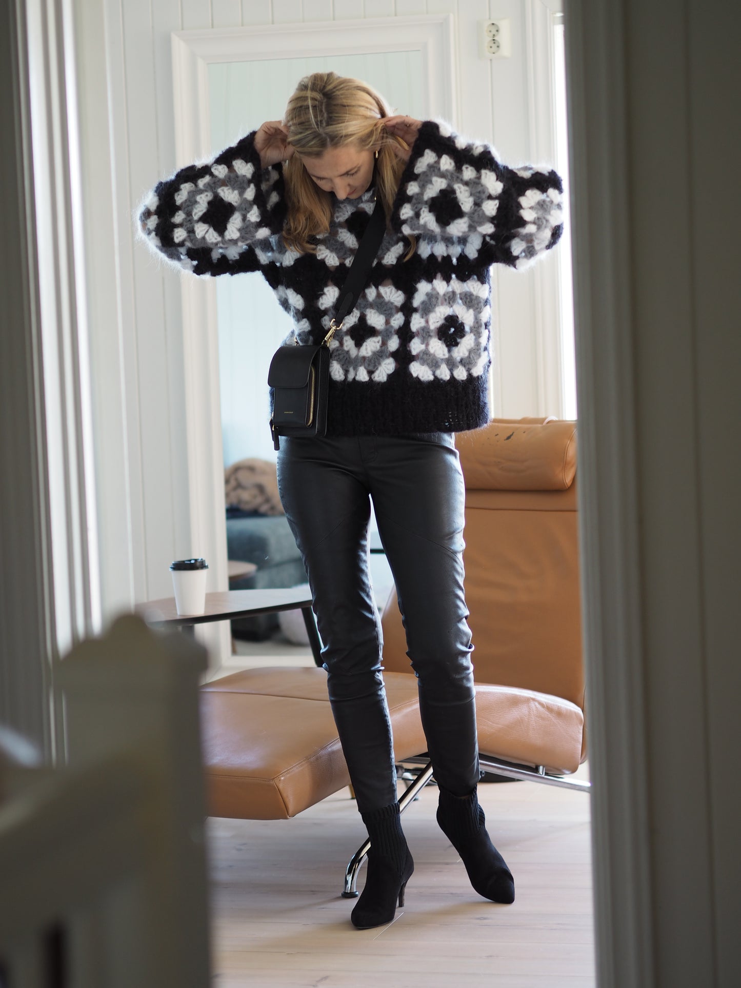 Granny Square Sweater - Oppskrift
