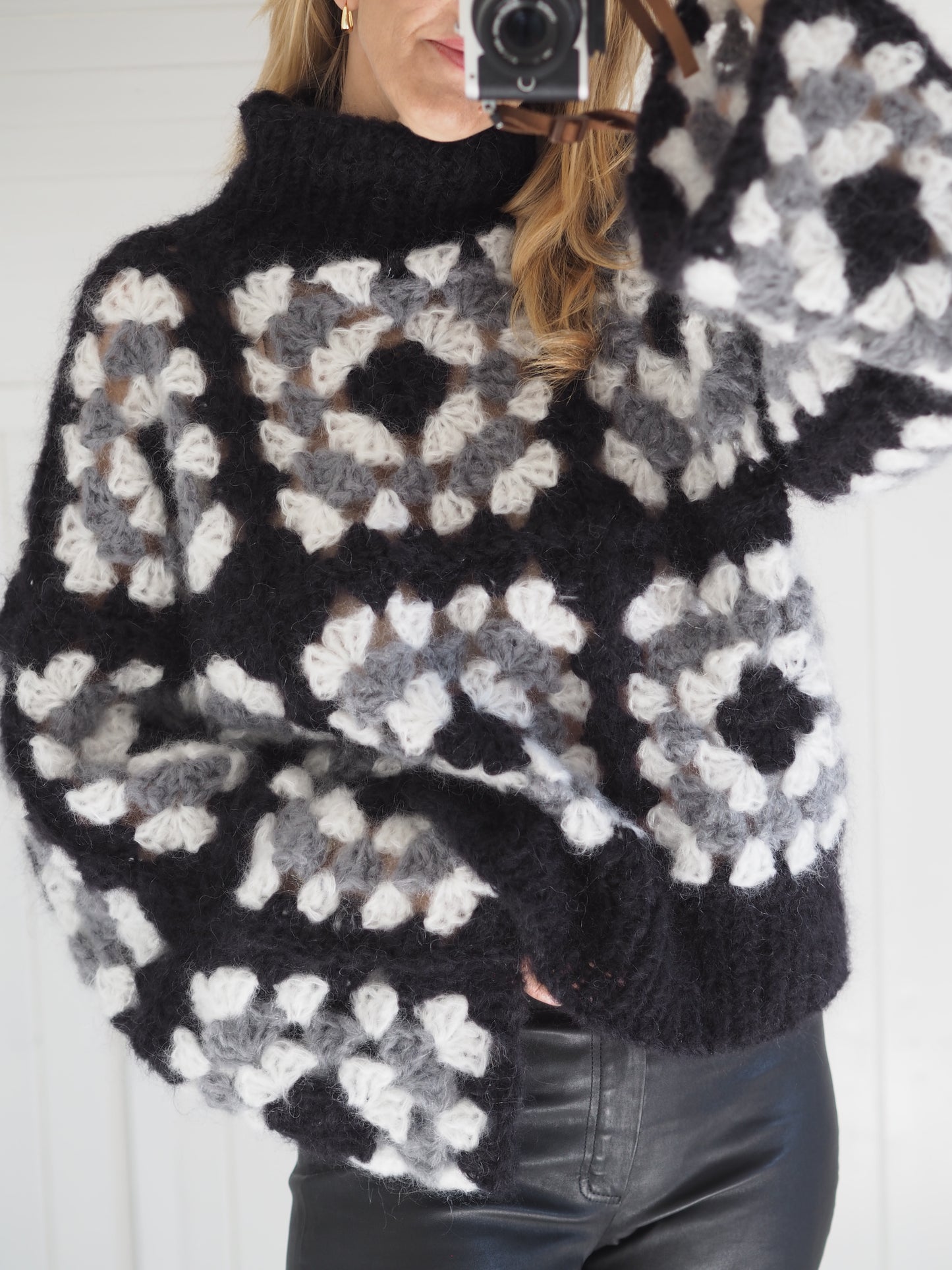 Granny Square Sweater - Oppskrift