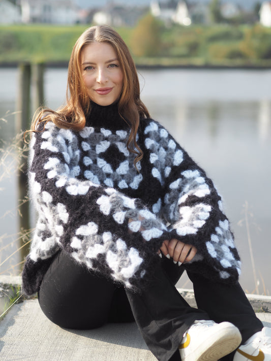 Granny Square Sweater - Oppskrift